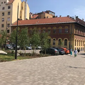 Hostel Season 2, Budapest